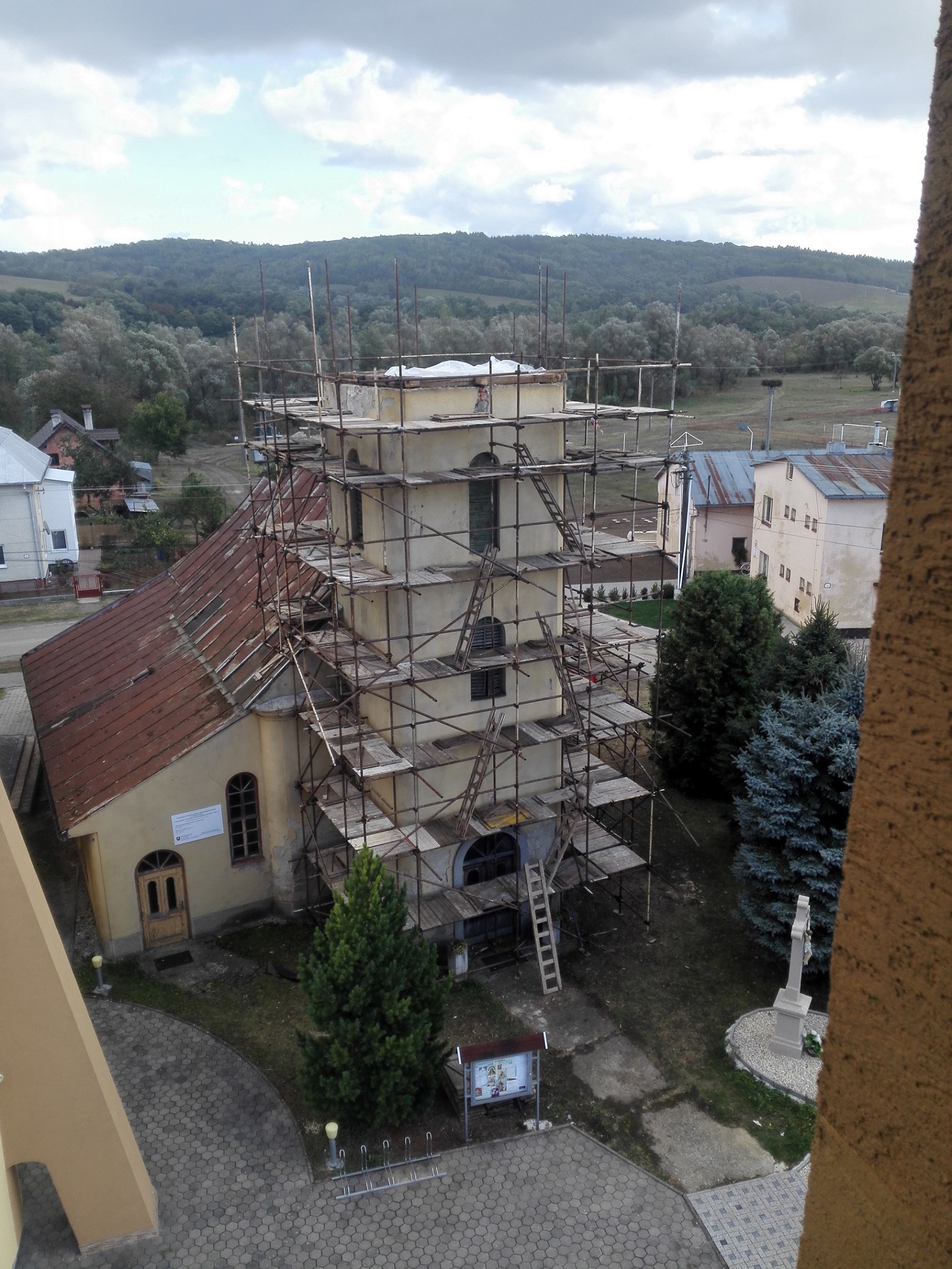 rekonstrukcia stareho kostola (08)
